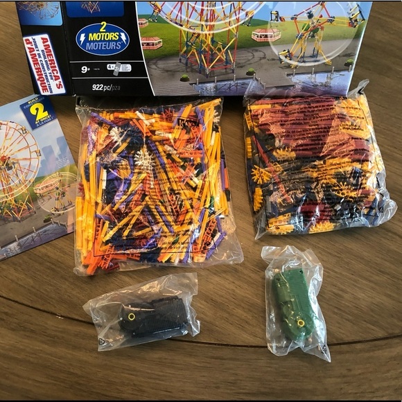 K'NEX Ferris Wheel 2-in-1 Build Set (922 PIECE) new- open box - Picture 5 of 7